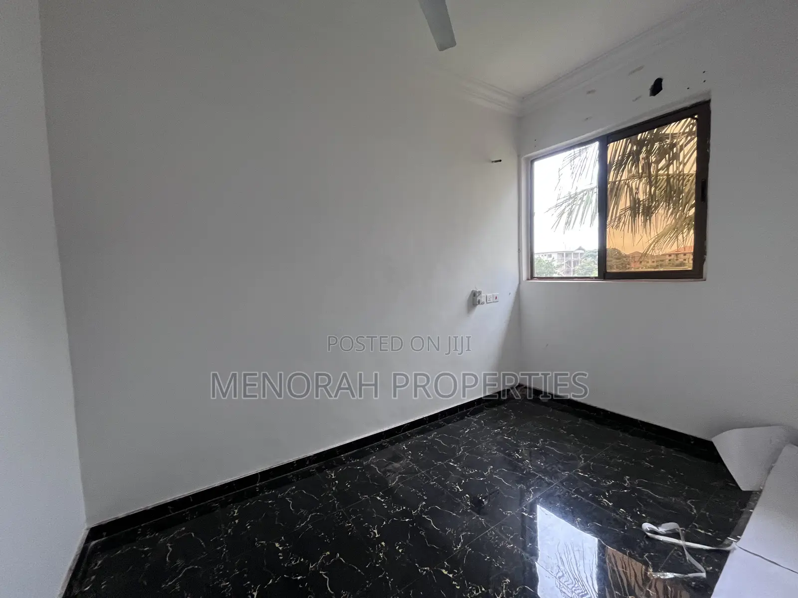 2bdrm Apartment in Adenta Amrahia for rent