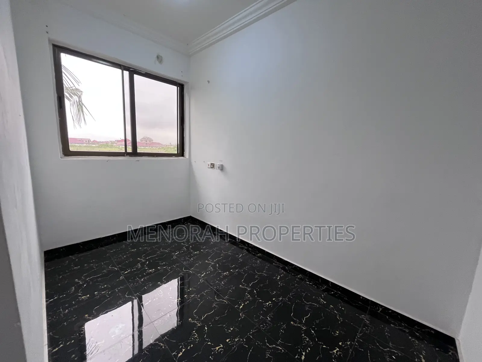 2bdrm Apartment in Adenta Amrahia for rent
