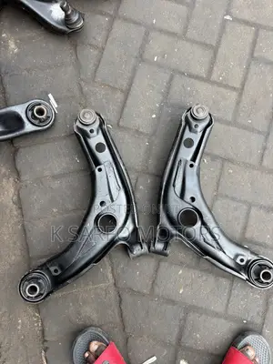 Yaris,Vitz 2008,09,10,11,12,13 Lower Arm