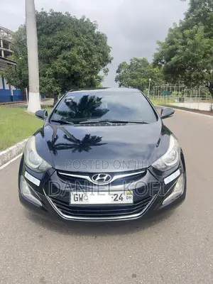 Hyundai Elantra Limited Sedan FWD (1.8L 4cyl 6A) 2016 Black