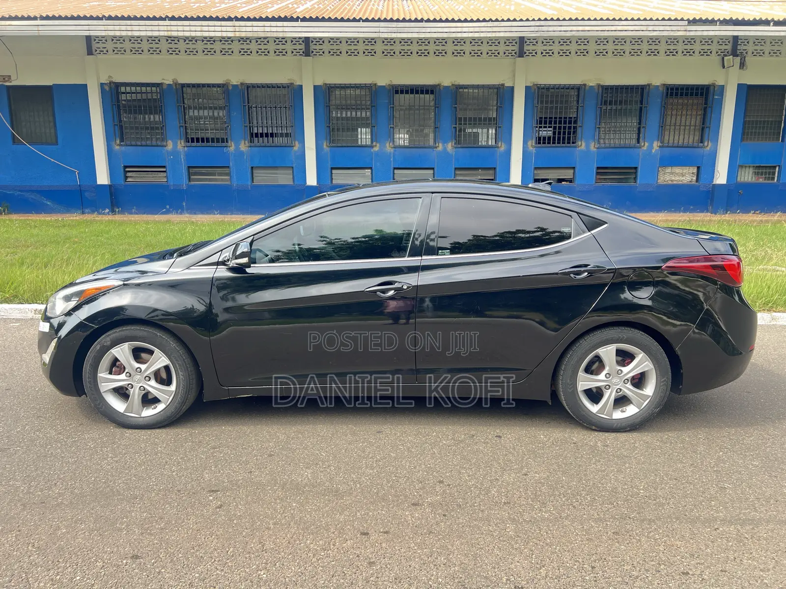 Hyundai Elantra Limited Sedan FWD (1.8L 4cyl 6A) 2016 Black