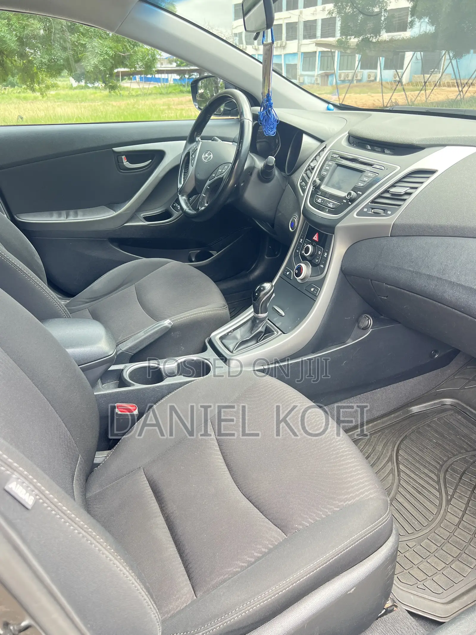 Hyundai Elantra Limited Sedan FWD (1.8L 4cyl 6A) 2016 Black