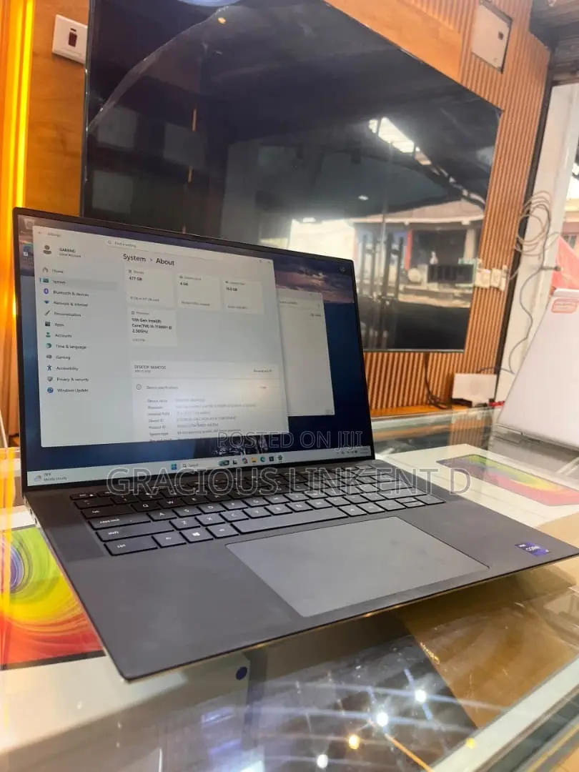 New Laptop Dell XPS 15 9510 16GB Intel Core i9 SSD 512GB