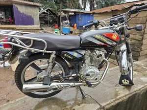 Royal Motorcycle 2022 Black