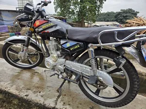 Royal Motorcycle 2022 Black