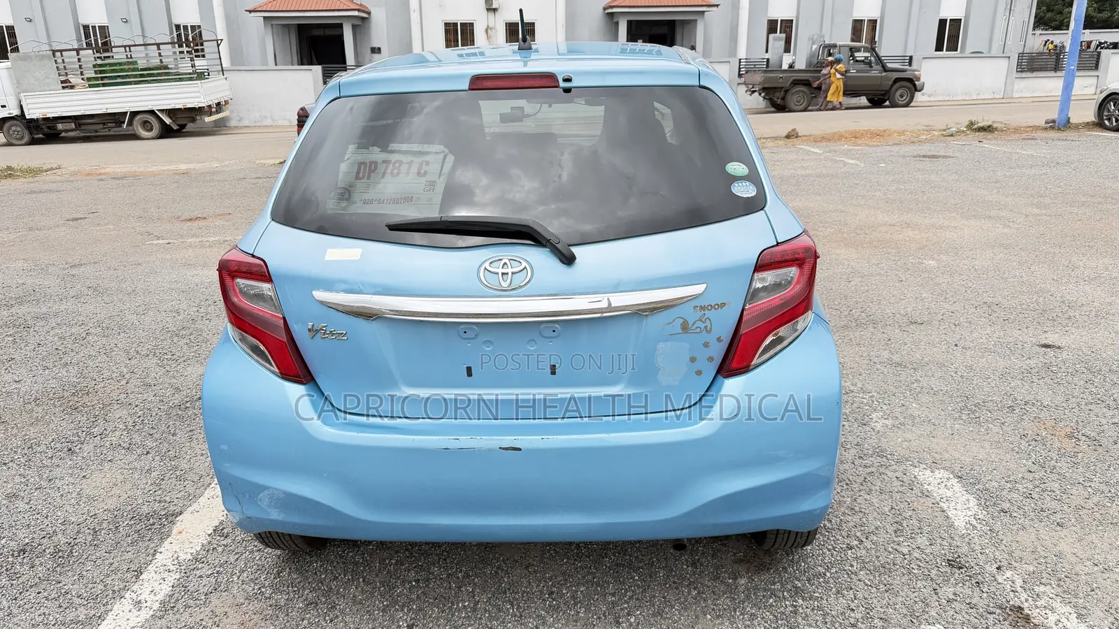 Toyota Vitz 1.0 FWD 5dr 2016 Blue