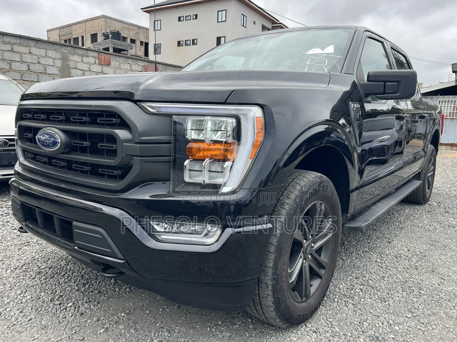 Ford F-150 XLT 2022 Black