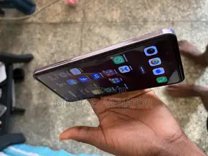 Oppo A3 Pro 5G 256 GB Purple