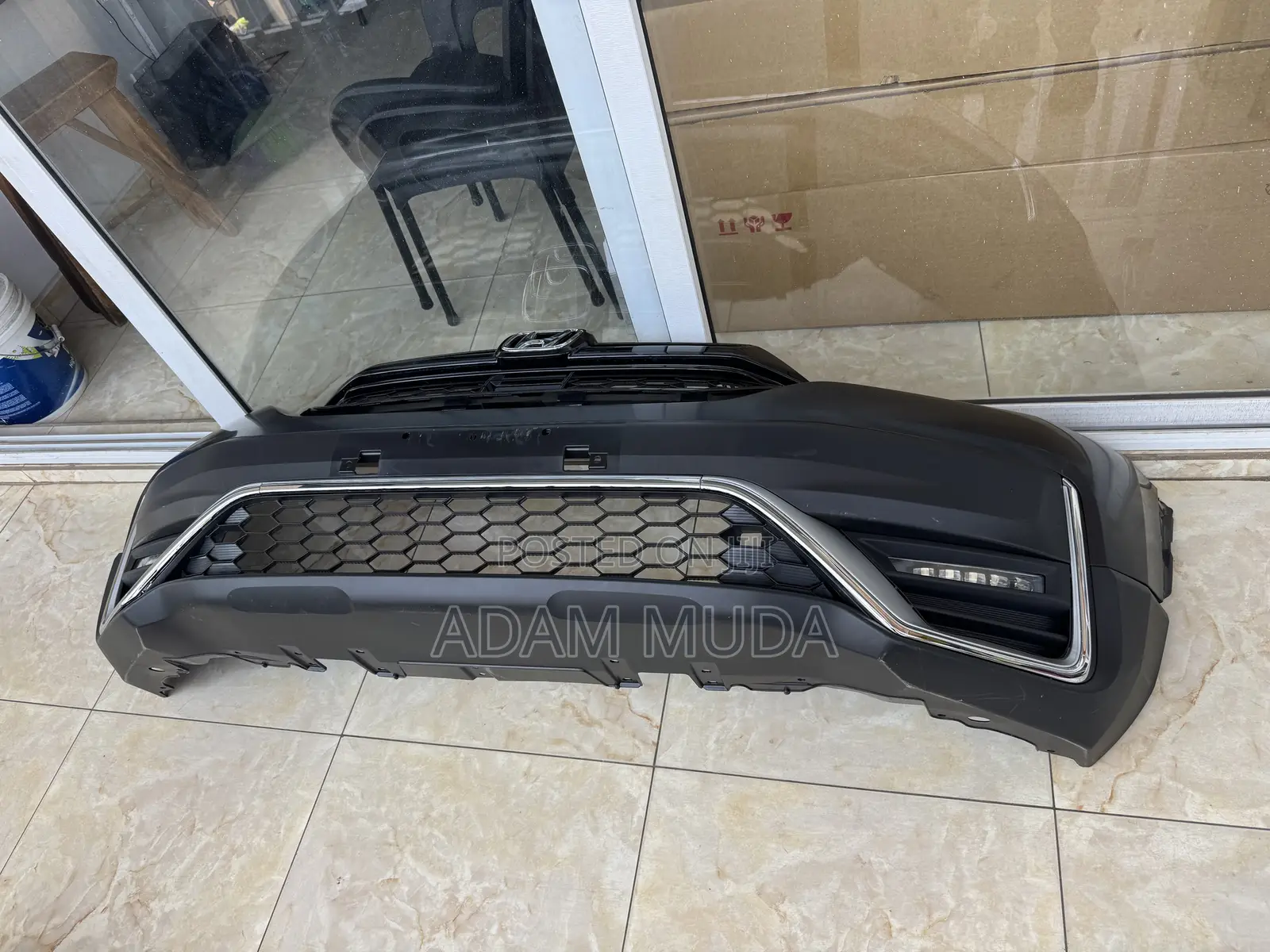 Honda CRV 2018 Front Bumper Complete Foreign Used