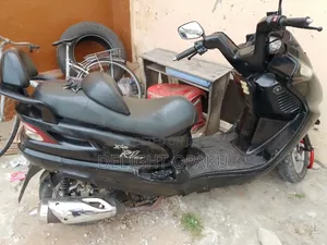 SYM Symnh 2025 Black