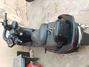 SYM Symnh 2025 Black