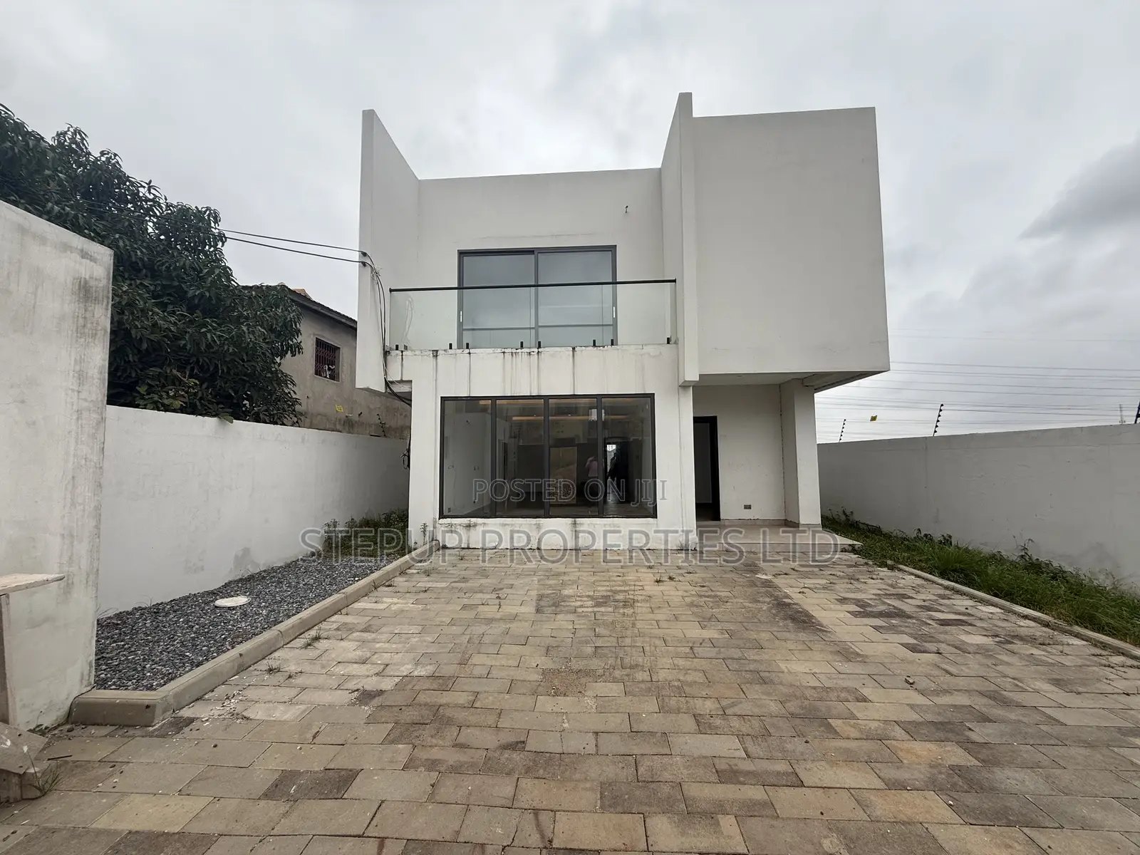 4bdrm House in Adjiringanor Kings, Adjiriganor for rent