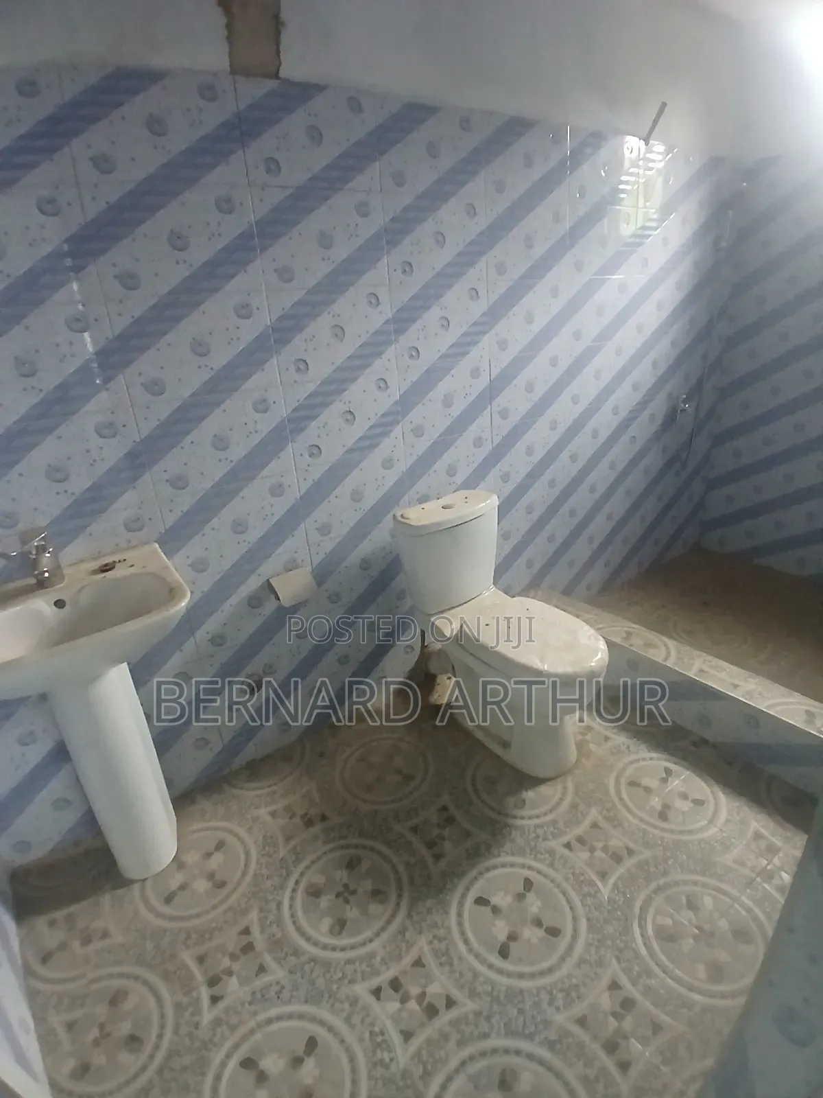 3bdrm Apartment in Bernard Agency, Pokuase for rent