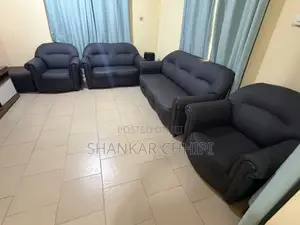 7 Seator Sofa (3+2+1+1) With Center Table