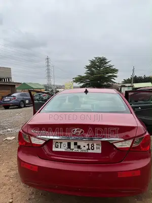 Hyundai Sonata 2013 Red