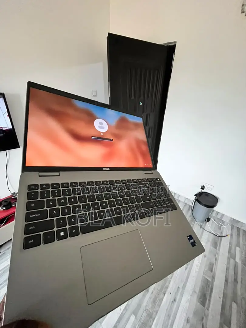 New Laptop Dell Latitude 5540 32GB Intel Core i5 SSD 512GB