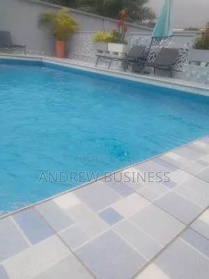 Swimming Pool Cleaning Service
