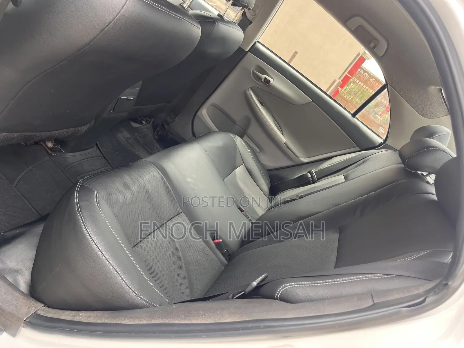 Toyota Corolla 2010 White