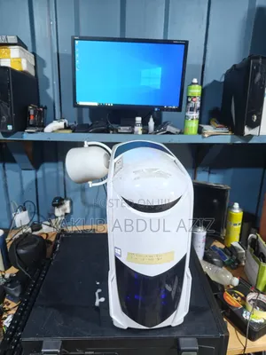 Desktop Computer Asus 8GB Intel Core i5 HDD+SSD 1T
