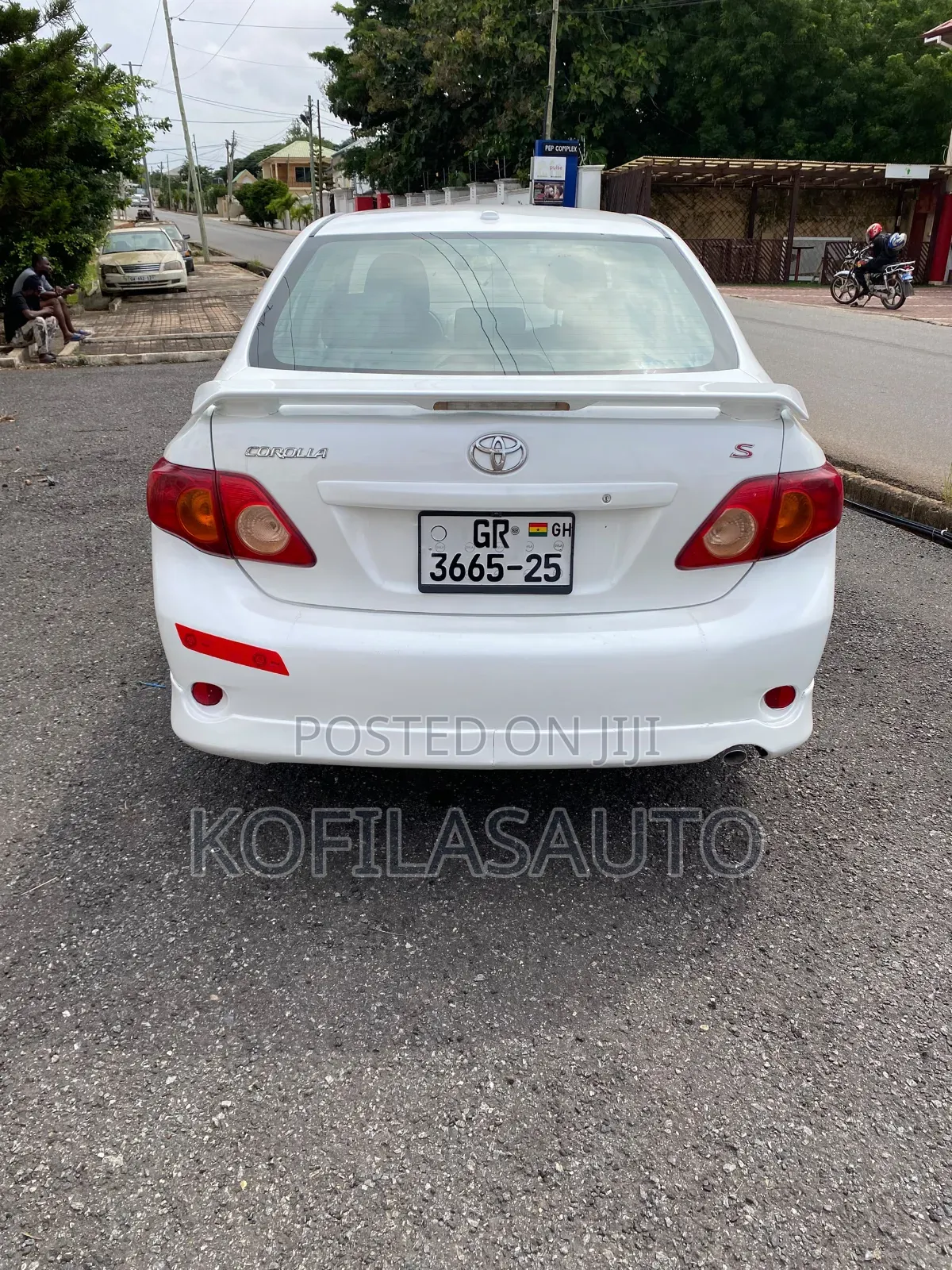 Toyota Corolla 2010 White