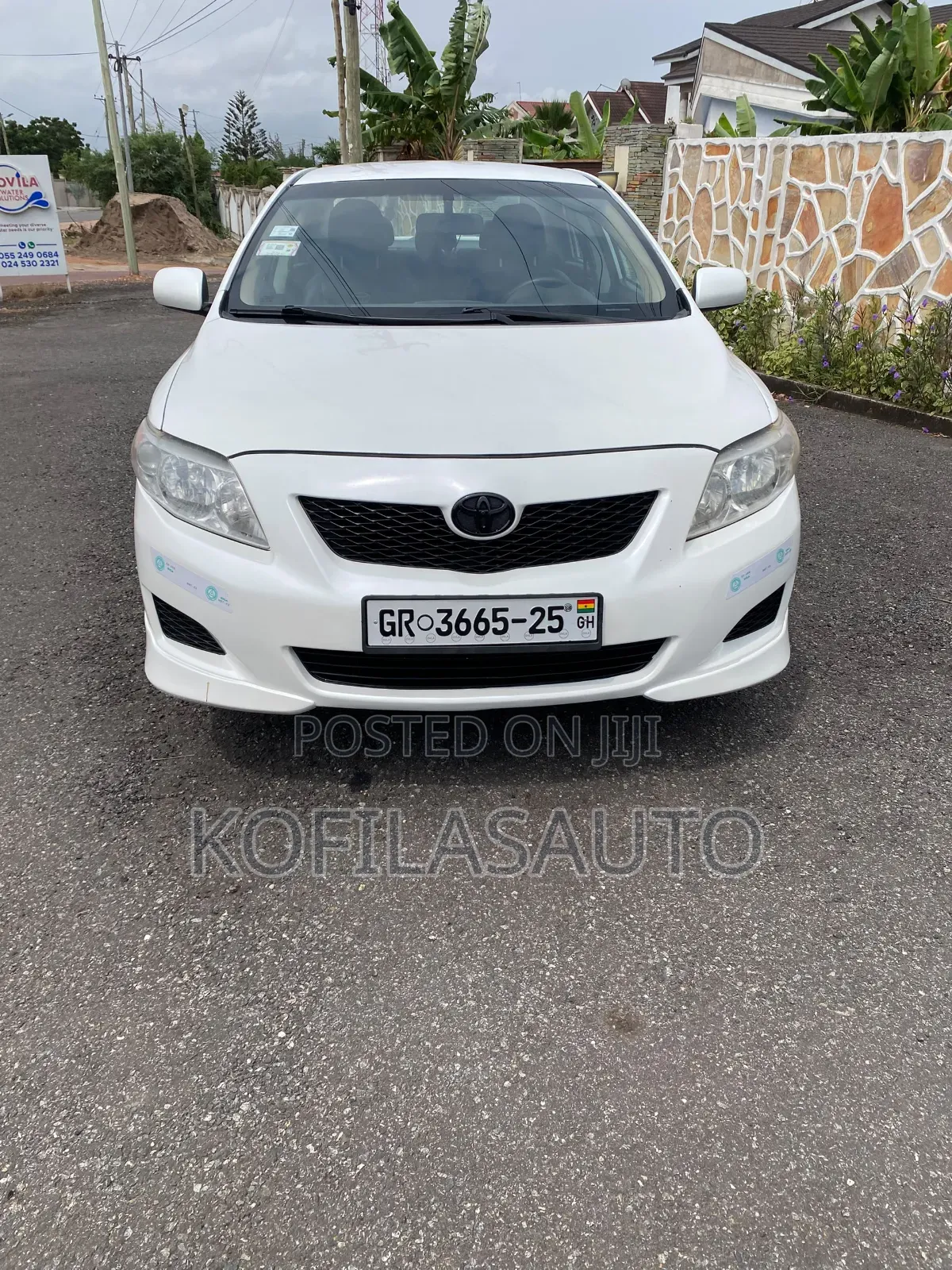 Toyota Corolla 2010 White