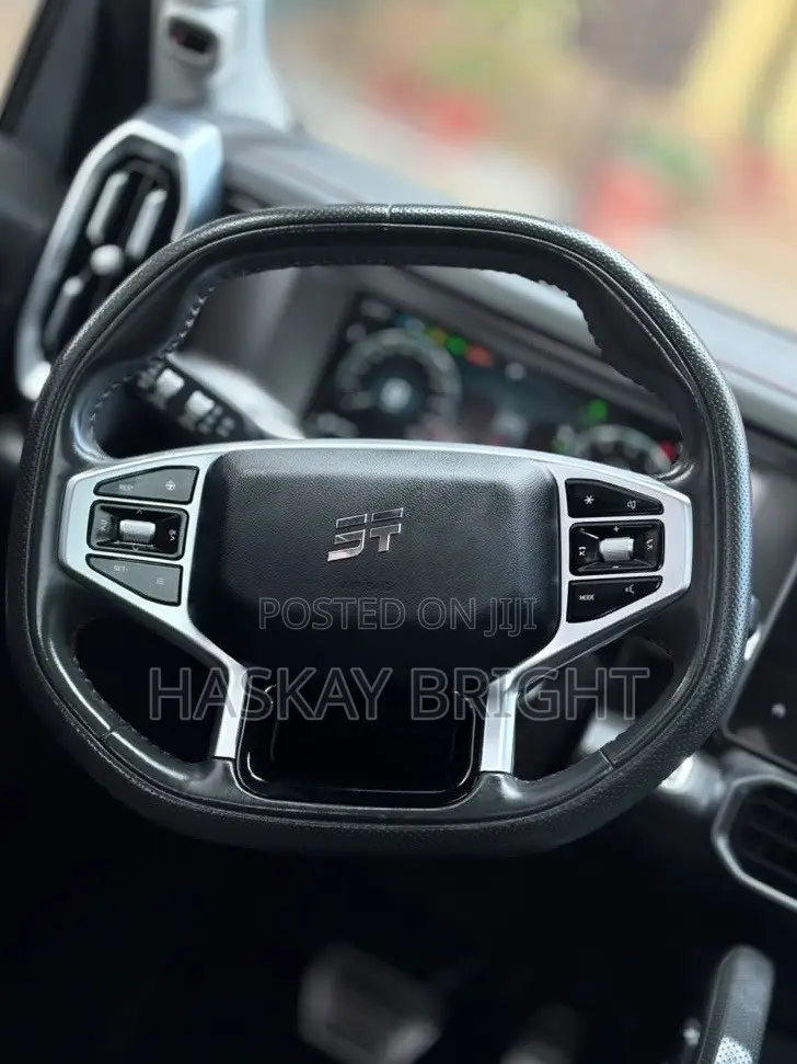 Jetour T2 2.0 Petrol AWD 2024 Black