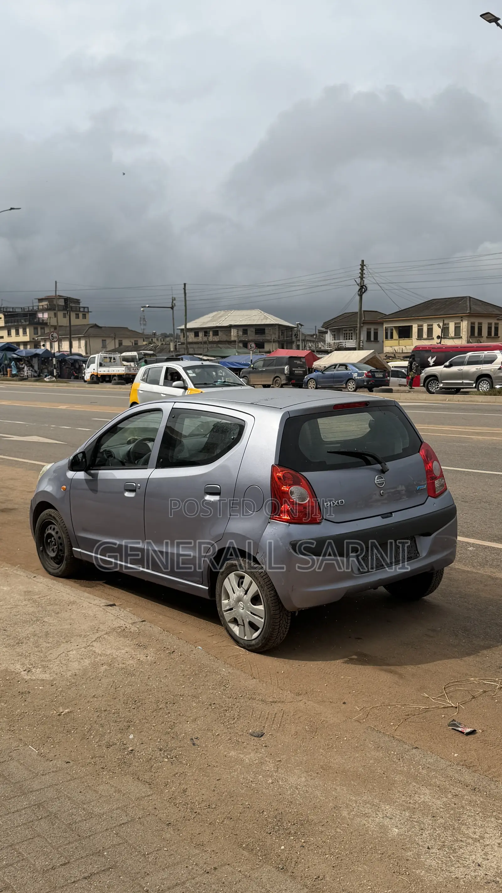 Nissan Pixo 1.0 FWD 2011 Gray