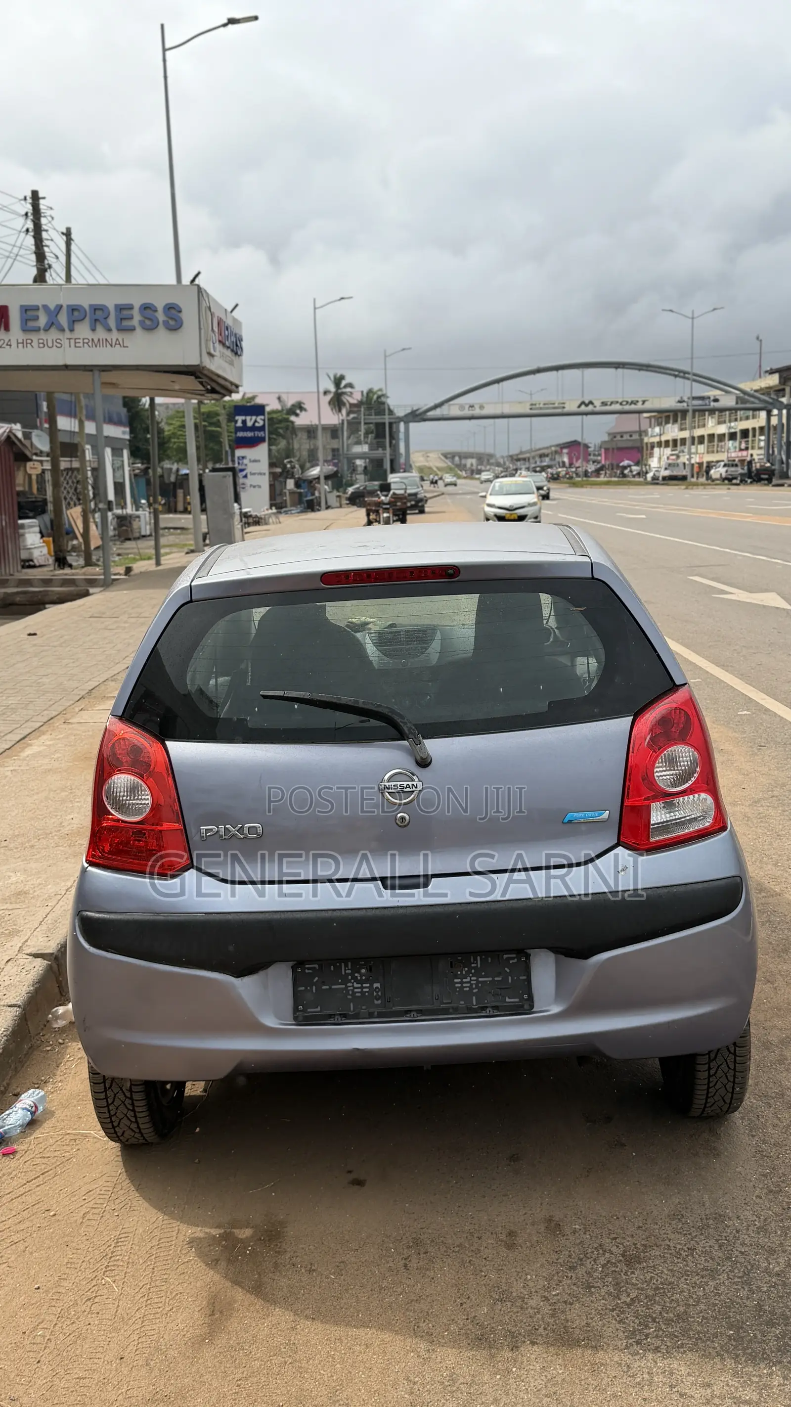 Nissan Pixo 1.0 FWD 2011 Gray