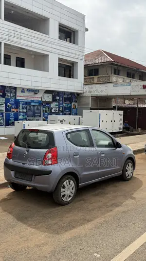 Nissan Pixo 1.0 FWD 2011 Gray