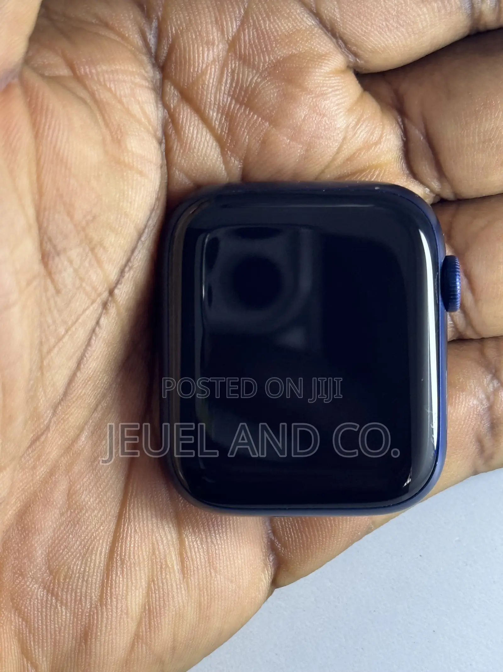 Apple Watch Series 6 44MM iCloud Locked (Read Description)