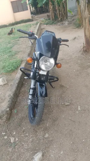 TVS HLX 125 2026 Black