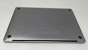 New Laptop Apple MacBook Pro 2019 16GB Intel Core i7 SSD 256GB