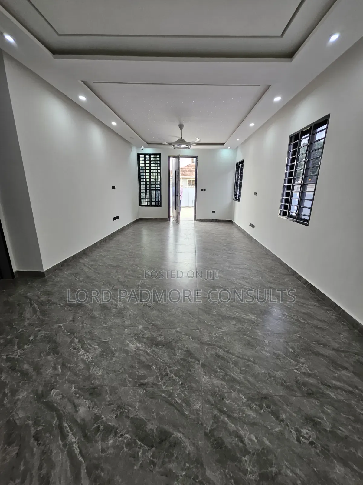 3bdrm House in Lakeside Estates for sale