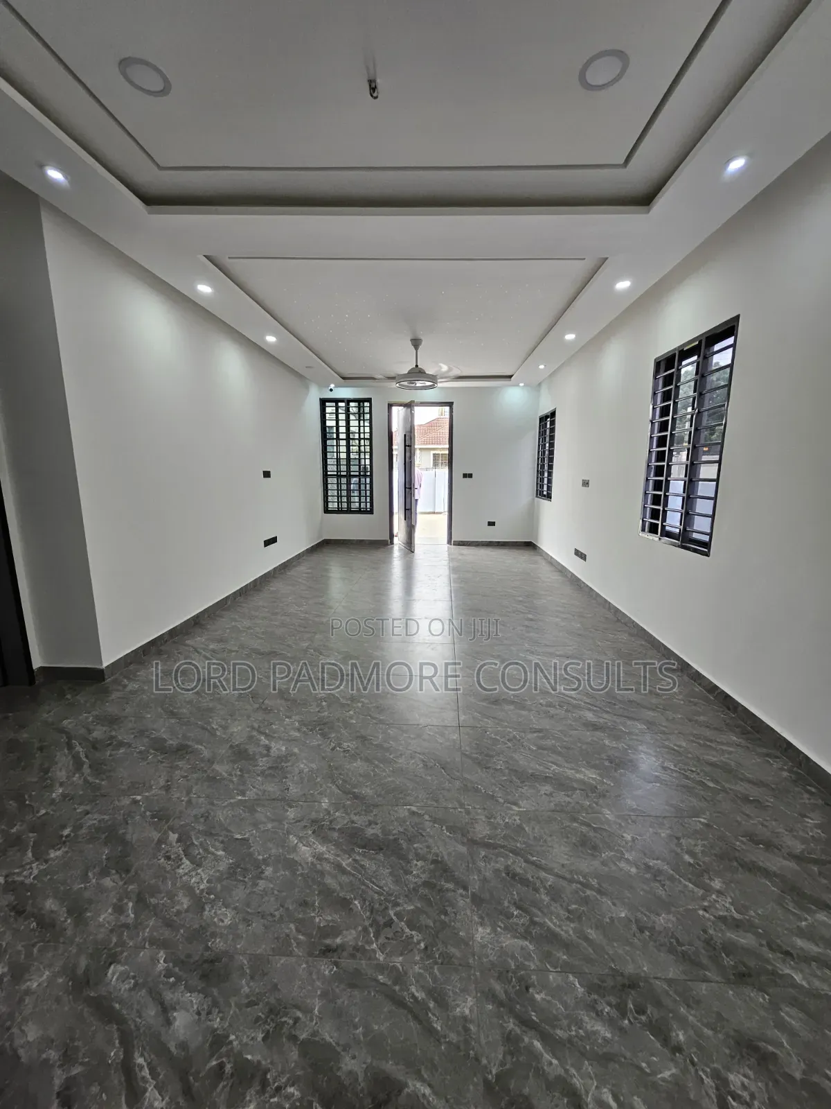 3bdrm House in Lakeside Estates for sale