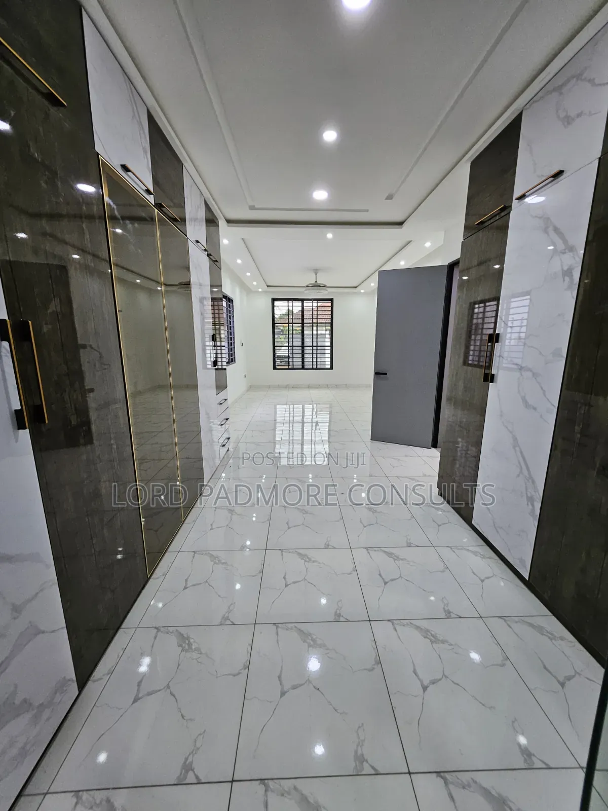 3bdrm House in Lakeside Estates for sale