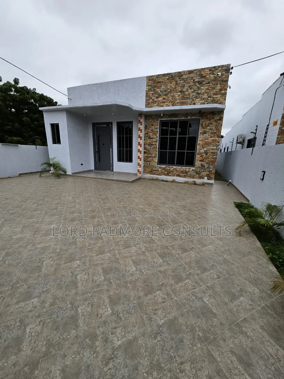 3bdrm House in Lakeside Estates for sale