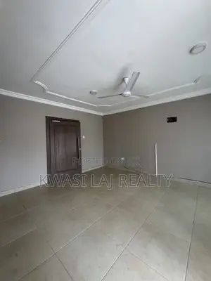 3bdrm Apartment in Whitecross, Weija for rent