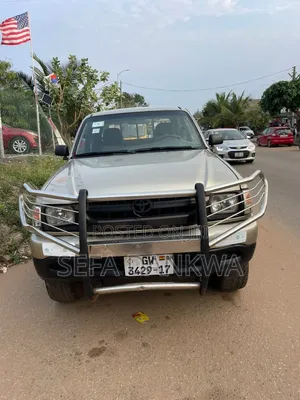 Toyota Hilux 2.5 Cab 2005 Silver