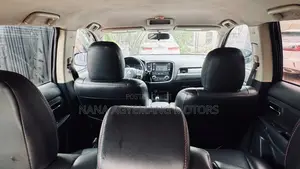 Mitsubishi Outlander 2.4 PHEV AWD 2017 Black