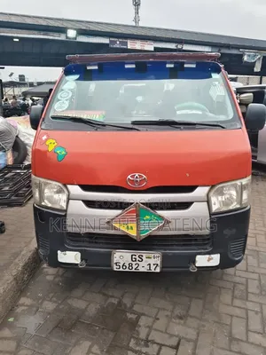 Toyota HiAce 2010 Red
