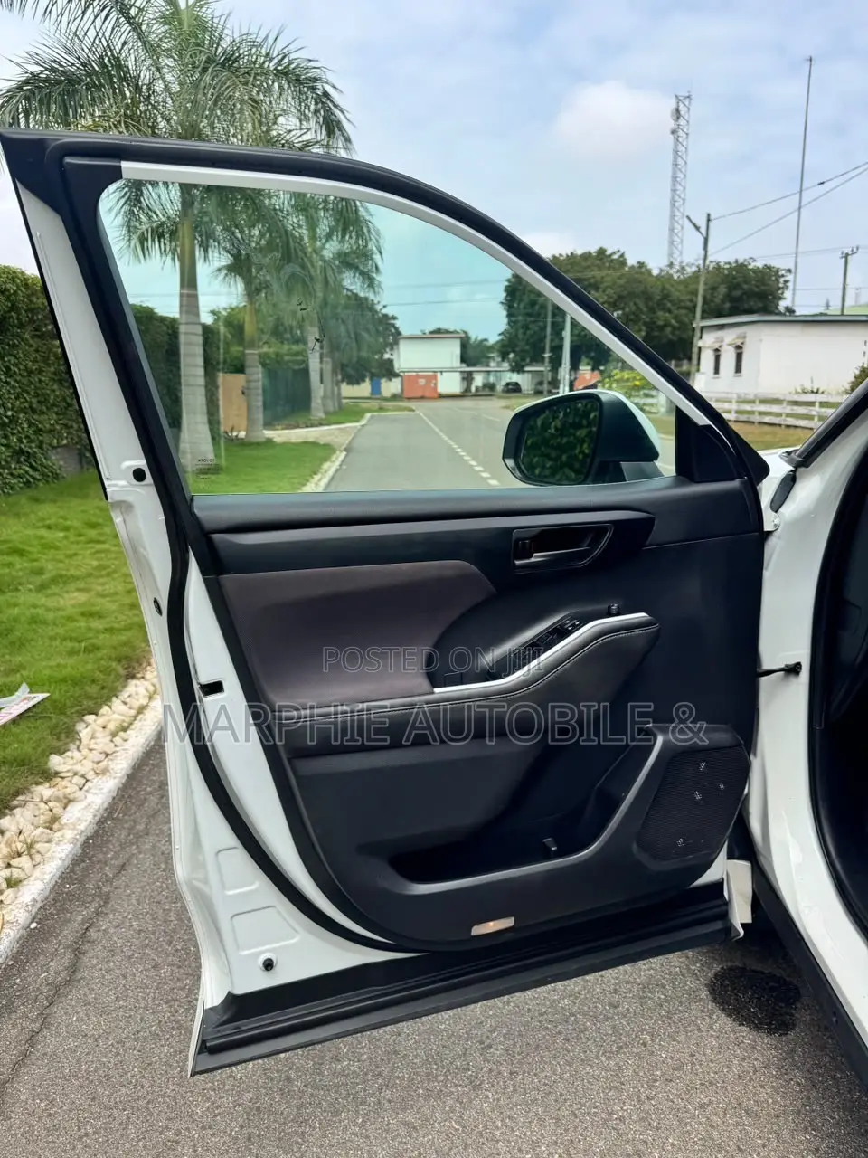 Toyota Highlander XLE AWD 2020 White