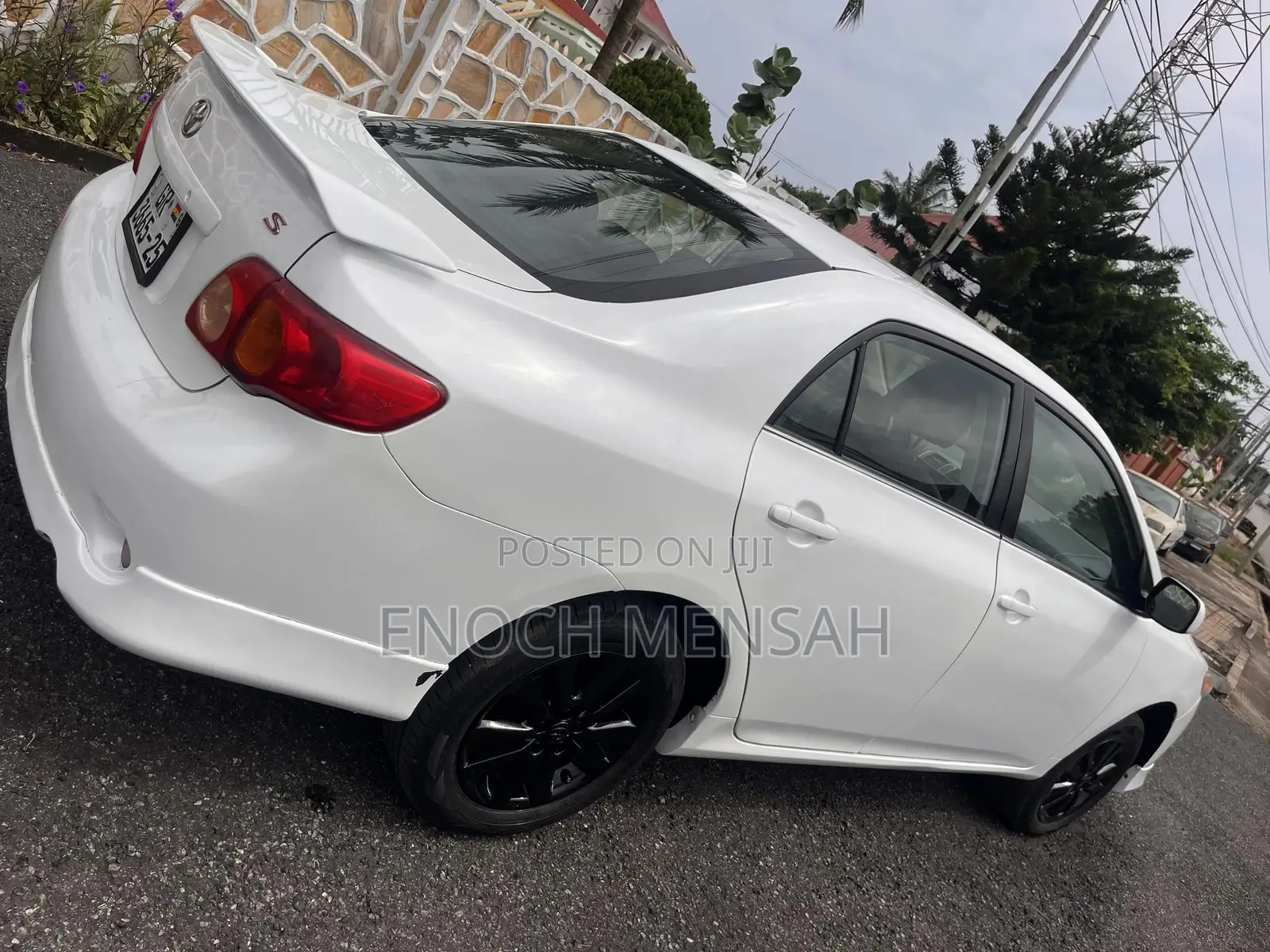 Toyota Corolla 2010 White