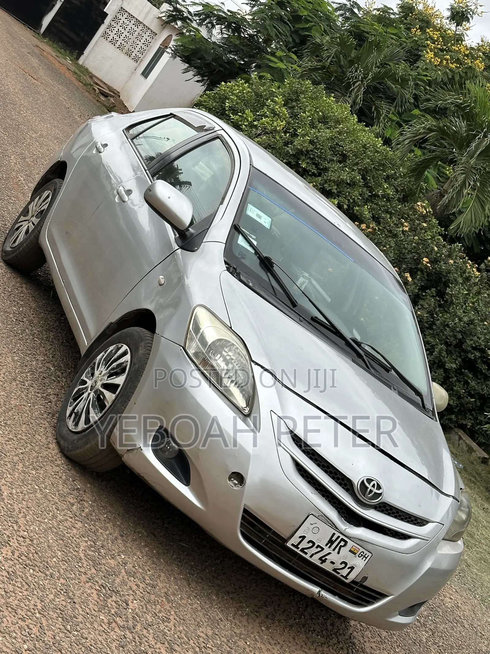 Toyota Belta 2010 Silver