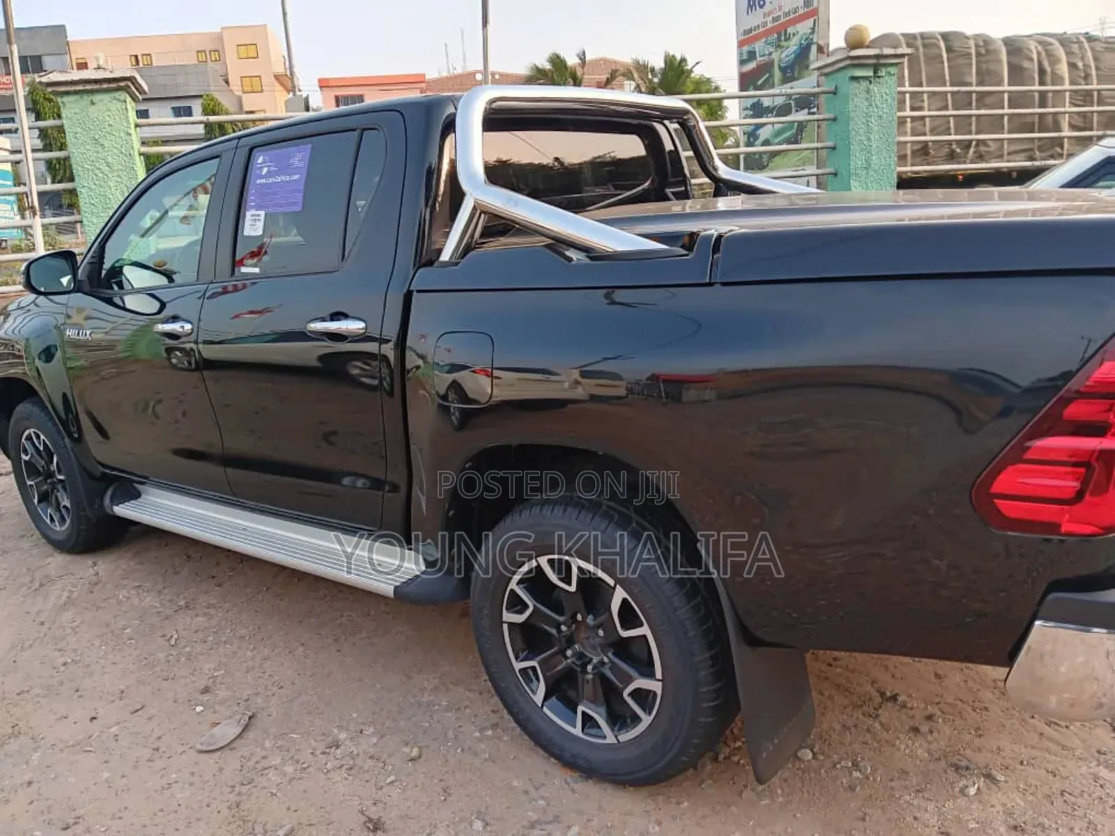 Toyota Hilux 2018 Black