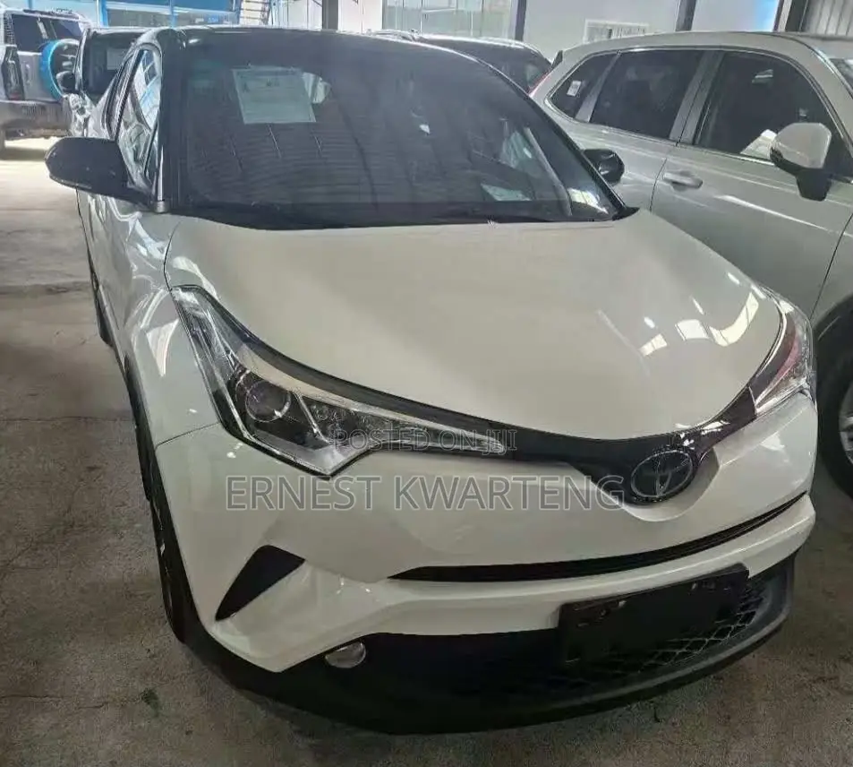 Toyota C-HR 2022 White