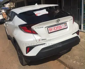 Toyota C-HR 2022 White