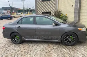 Toyota Corolla 2013 Silver