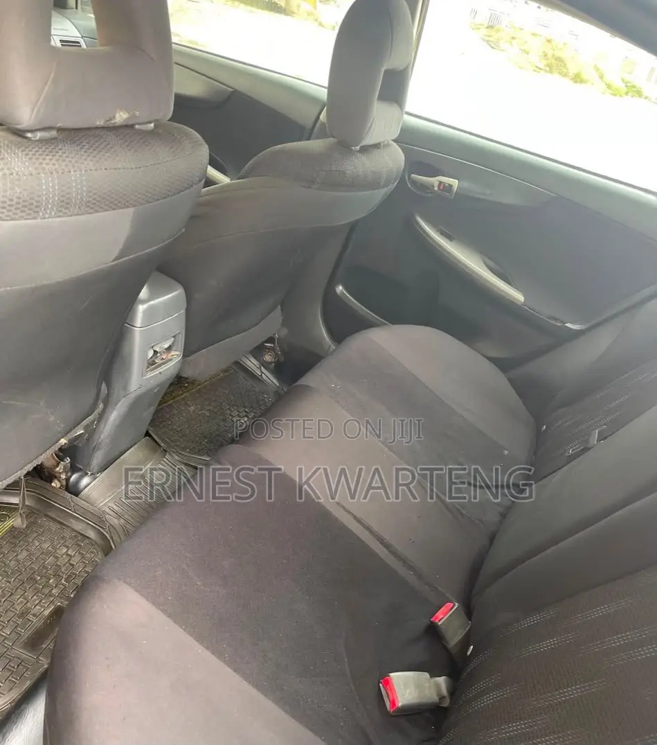Toyota Corolla 2013 Silver