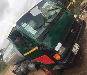 Tata Water Tanker 2006 Green