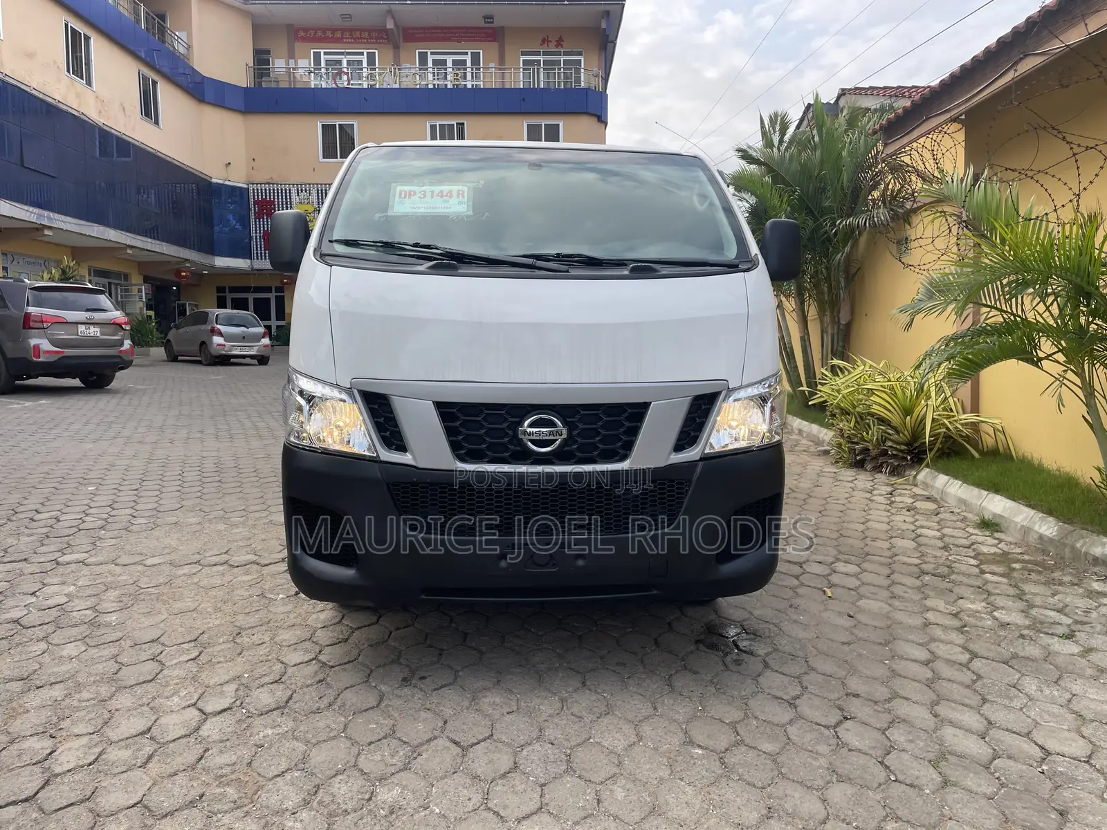 Nissan NV350 2016 White